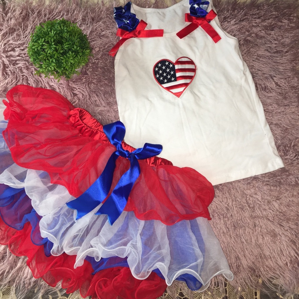 NWOT Princess wardrobe American flag two piece set